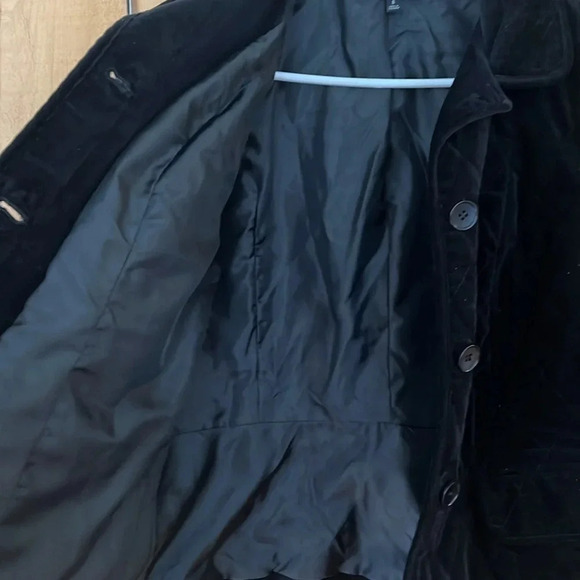 TALBOTS WOMEN'S BLACK VELOUR QUILTED BUTTON DOWN JACKET SZ 8 - Picture 5 of 7